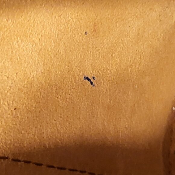 Portland Leather Kangaroo in Honey - Large - Picture 7 of 16